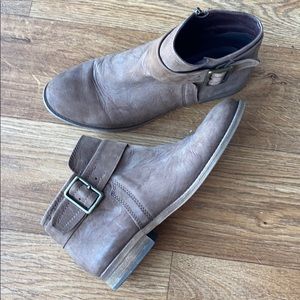 Franco Sarto ankle booties
